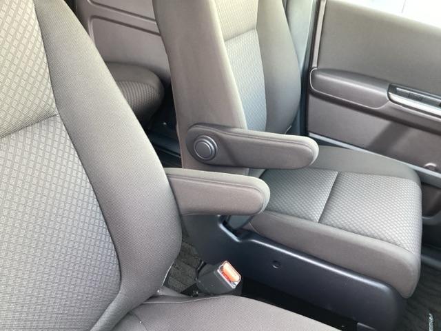 フリード Ｇ　ＬＥＤヘッドライト＋ＬＥＤアクティブコーナリングライト　ＥＣＯＮ　横滑り防止システム　Ｒカメ　パワーウィンド　盗難防止システム　地デジＴＶ　カーテンエアバッグ　キーフリ　パワーステアリング　クルコン（43枚目）