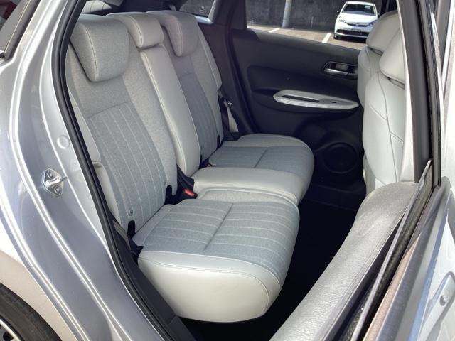 フィット ホーム　メモリーナビ／ＬＥＤヘッドライト　ＵＳＢポート　前後障害物センサー　Ｗエアバック　ｉストップ　ＬＥＤヘットライト　スマ－トキ－　横滑り防止機能　記録簿　ＥＴＣ車載器　盗難防止装置　エアバッグ　ＡＢＳ（17枚目）