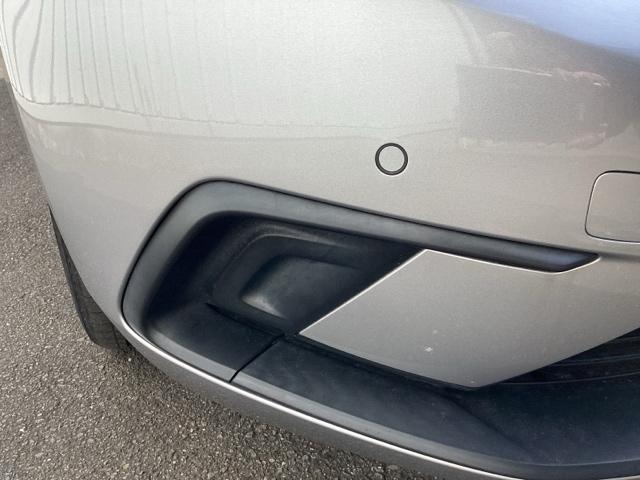 フィット ホーム　メモリーナビ／ＬＥＤヘッドライト　ＵＳＢポート　前後障害物センサー　Ｗエアバック　ｉストップ　ＬＥＤヘットライト　スマ－トキ－　横滑り防止機能　記録簿　ＥＴＣ車載器　盗難防止装置　エアバッグ　ＡＢＳ（44枚目）