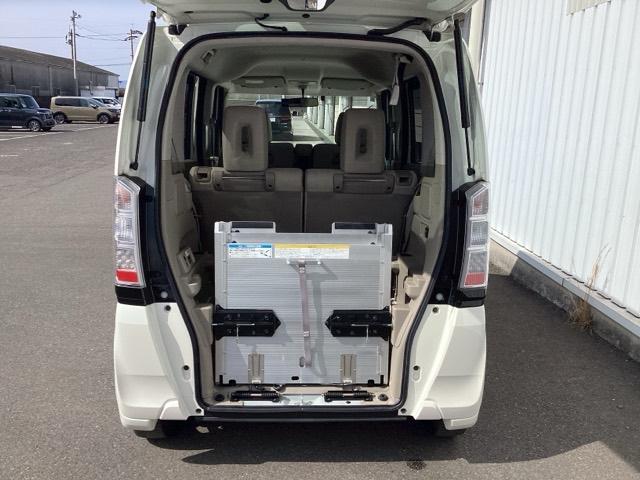 ����ȃe�[���Q�[�g�ł��B���L�A�Ⴂ���ʂő傫�ȉו��̏o�����ꂪ�ȒP�ɂȂ�܂��B