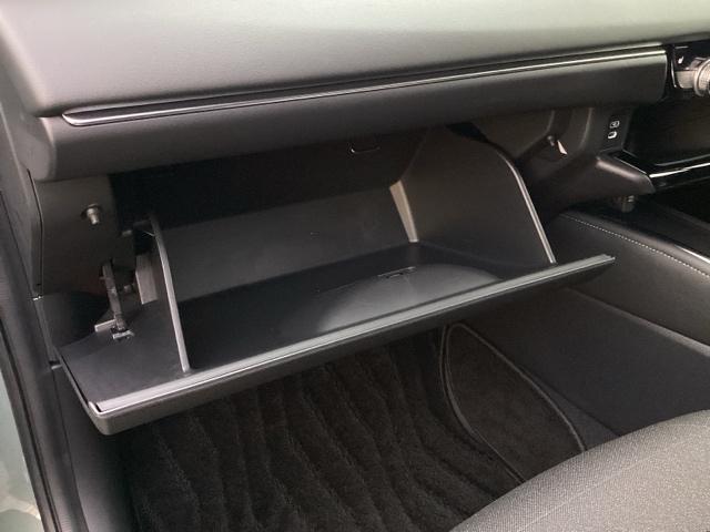 ヴェゼル ｅ：ＨＥＶＺ　ＥＴＣ／ディスプレイオーディオ／バックモニター／ホンダセンシング　スマートキー＆プッシュスタート　サイドＳＲＳ　オートテールゲート　イモビ　Ｂカメ　キーレスエントリー　Ｃソナー　ＵＳＢポート　ＰＳ（40枚目）