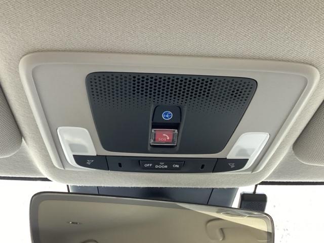 ヴェゼル ｅ：ＨＥＶＺ　ＥＴＣ／ディスプレイオーディオ／バックモニター／ホンダセンシング　スマートキー＆プッシュスタート　サイドＳＲＳ　オートテールゲート　イモビ　Ｂカメ　キーレスエントリー　Ｃソナー　ＵＳＢポート　ＰＳ（42枚目）