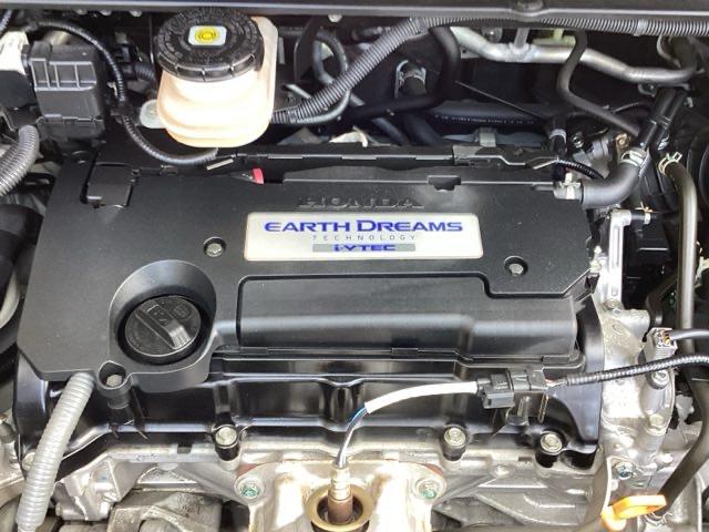 �G���W�����[�������ꂢ�ɃN���[�j���O���Ă��܂��A���ꂢ�ȃG���W�������炱�����J�ȃ����e�i���X���s���͂��܂�