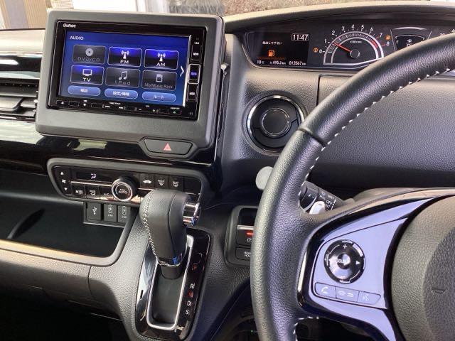 Ｎ－ＢＯＸカスタム Ｌターボ　純正ナビ　フルセグ　リアカメラ　両側自動スライドドア　盗難防止システム　衝突軽減Ｂ　バックガイドモニター　地デジＴＶ　横滑り防止装置　スマートキ－　ＬＥＤヘットライト　車線逸脱　キーレスエントリー（2枚目）