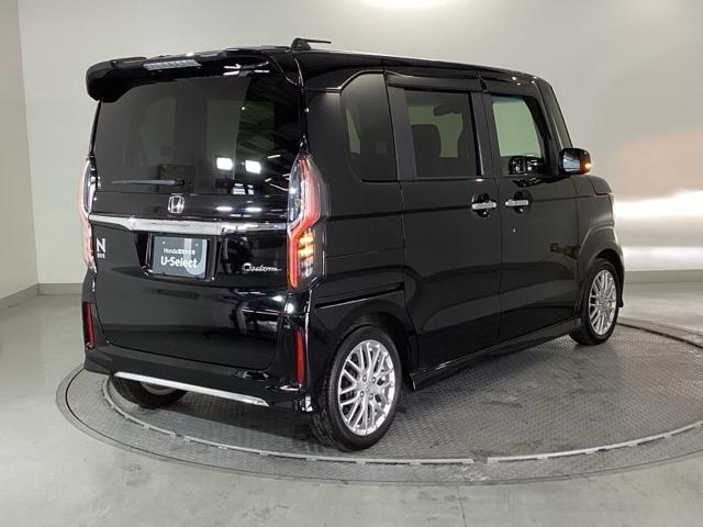 Ｎ－ＢＯＸカスタム Ｌターボ　純正ナビ　フルセグ　リアカメラ　両側自動スライドドア　盗難防止システム　衝突軽減Ｂ　バックガイドモニター　地デジＴＶ　横滑り防止装置　スマートキ－　ＬＥＤヘットライト　車線逸脱　キーレスエントリー（8枚目）
