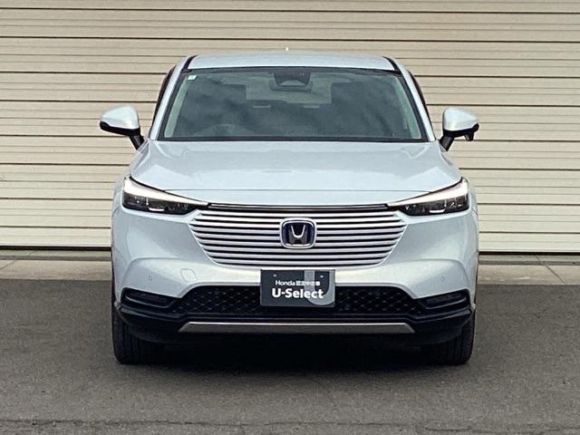 ヴェゼル ｅ：ＨＥＶＺ　ＥＴＣ／純正ナビ／バックモニター／ホンダセンシング　アダプティブＣＣ　スマートキー＆プッシュスタート　サイドＳＲＳ　イモビ　地デジ　Ｂカメ　キーレスエントリー　Ｃソナー　ＵＳＢポート　ＰＳ　点検記録簿（6枚目）