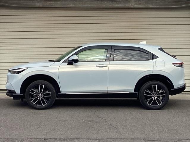 ヴェゼル ｅ：ＨＥＶＺ　ＥＴＣ／純正ナビ／バックモニター／ホンダセンシング　アダプティブＣＣ　スマートキー＆プッシュスタート　サイドＳＲＳ　イモビ　地デジ　Ｂカメ　キーレスエントリー　Ｃソナー　ＵＳＢポート　ＰＳ　点検記録簿（8枚目）