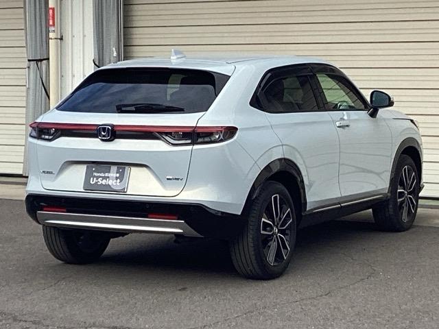 ヴェゼル ｅ：ＨＥＶＺ　ＥＴＣ／純正ナビ／バックモニター／ホンダセンシング　アダプティブＣＣ　スマートキー＆プッシュスタート　サイドＳＲＳ　イモビ　地デジ　Ｂカメ　キーレスエントリー　Ｃソナー　ＵＳＢポート　ＰＳ　点検記録簿（10枚目）