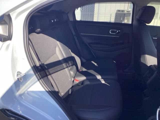 ヴェゼル ｅ：ＨＥＶＺ　ＥＴＣ／純正ナビ／バックモニター／ホンダセンシング　アダプティブＣＣ　スマートキー＆プッシュスタート　サイドＳＲＳ　イモビ　地デジ　Ｂカメ　キーレスエントリー　Ｃソナー　ＵＳＢポート　ＰＳ　点検記録簿（17枚目）