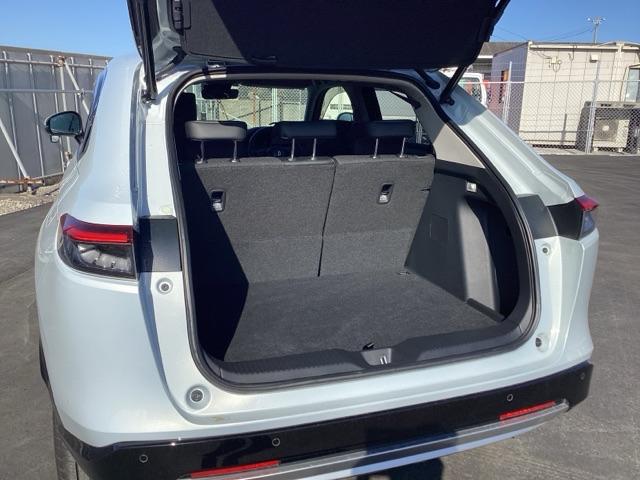 ヴェゼル ｅ：ＨＥＶＺ　ＥＴＣ／純正ナビ／バックモニター／ホンダセンシング　アダプティブＣＣ　スマートキー＆プッシュスタート　サイドＳＲＳ　イモビ　地デジ　Ｂカメ　キーレスエントリー　Ｃソナー　ＵＳＢポート　ＰＳ　点検記録簿（19枚目）