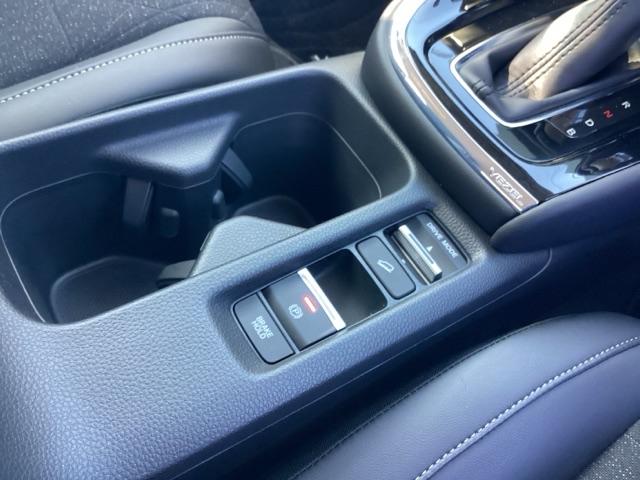 ヴェゼル ｅ：ＨＥＶＺ　ＥＴＣ／純正ナビ／バックモニター／ホンダセンシング　アダプティブＣＣ　スマートキー＆プッシュスタート　サイドＳＲＳ　イモビ　地デジ　Ｂカメ　キーレスエントリー　Ｃソナー　ＵＳＢポート　ＰＳ　点検記録簿（32枚目）