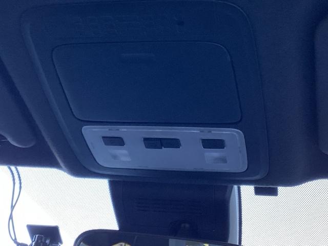 ヴォクシー ＺＳ煌　ＥＴＣ／メモリーナビ／バックモニター　アイスト　オートミラー　Ｒカメラ　オートクルーズ　地デジ　ＬＥＤライト　Ａライト　オートエアコン　ＤＶＤ可　盗難防止装置　ドライブレコーダー　３列　ＡＵＸ　ＡＢＳ（29枚目）