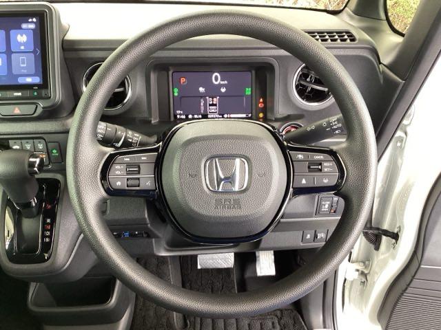 Ｎ－ＢＯＸカスタム ベースグレード　試乗車　メモリーナビ　ドラレコ　ＥＴＣ　衝突軽減Ｂ　ハイビームアシスト　ＵＳＢ　禁煙　フルセグテレビ　ＩＳＴＯＰ　ＬＥＤライト　Ｂカメラ　オートエアコン　ベンチＳ　前席シートヒーター　Ｓキー　ＥＳＣ（3枚目）