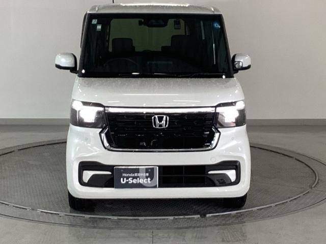 Ｎ－ＢＯＸカスタム ベースグレード　試乗車　メモリーナビ　ドラレコ　ＥＴＣ　衝突軽減Ｂ　ハイビームアシスト　ＵＳＢ　禁煙　フルセグテレビ　ＩＳＴＯＰ　ＬＥＤライト　Ｂカメラ　オートエアコン　ベンチＳ　前席シートヒーター　Ｓキー　ＥＳＣ（7枚目）