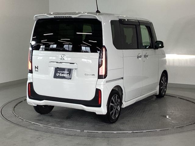Ｎ－ＢＯＸカスタム ベースグレード　試乗車　メモリーナビ　ドラレコ　ＥＴＣ　衝突軽減Ｂ　ハイビームアシスト　ＵＳＢ　禁煙　フルセグテレビ　ＩＳＴＯＰ　ＬＥＤライト　Ｂカメラ　オートエアコン　ベンチＳ　前席シートヒーター　Ｓキー　ＥＳＣ（9枚目）