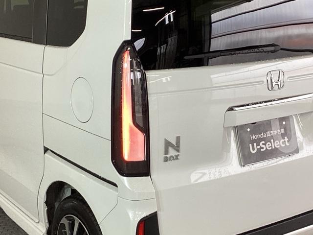 Ｎ－ＢＯＸカスタム ベースグレード　試乗車　メモリーナビ　ドラレコ　ＥＴＣ　衝突軽減Ｂ　ハイビームアシスト　ＵＳＢ　禁煙　フルセグテレビ　ＩＳＴＯＰ　ＬＥＤライト　Ｂカメラ　オートエアコン　ベンチＳ　前席シートヒーター　Ｓキー　ＥＳＣ（28枚目）