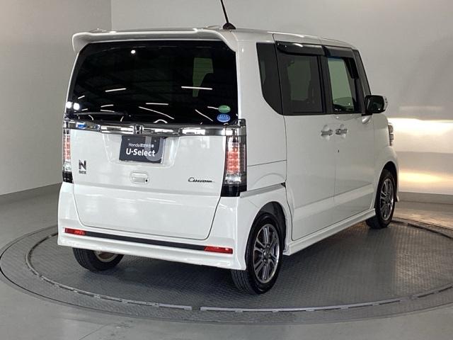 N-BOXカスタム G・Lパッケージ 純正メモリーナビ パワースライドドア エコモード 両側スライド片側電動 セキュリティー PW 横滑り防止装置付き ナビTV エアバック メンテナンスノート ベンチ席 スマキー キーレスエントリー(8枚目)