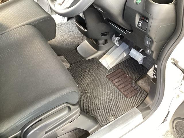 N-BOXカスタム G・Lパッケージ 純正メモリーナビ パワースライドドア エコモード 両側スライド片側電動 セキュリティー PW 横滑り防止装置付き ナビTV エアバック メンテナンスノート ベンチ席 スマキー キーレスエントリー(54枚目)