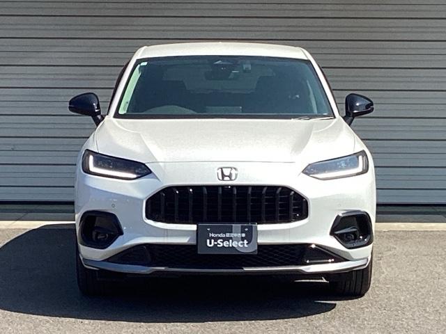 �J���[�̓v���`�i�z���C�g�p�[���ł�