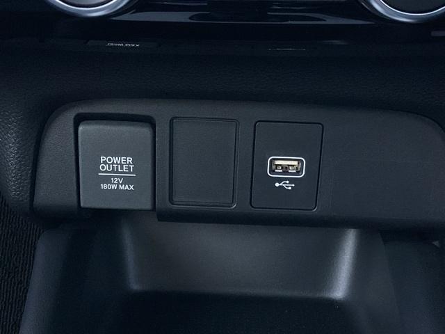 �y�A�N�Z�T���[�\�P�b�g�i�d���\�P�b�g�j�z�d������P�[�u�����Ȃ��΁A�X�}�[�g�t�H���Ȃǂ̓d�q�@��̏[�d�Ȃǂ��s�����Ƃ��ł��܂��B�Q�[���@���A�J�����̏[�d�ɂ��֗��ł��ˁB