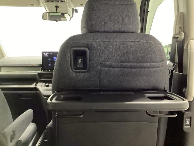 �^�]�Ȍ��ɃV�[�g�o�b�N�Ə[�d�p�t�r�a�W���b�N�����Ă��܂�