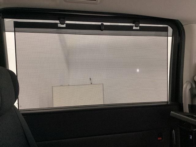 ���A�h�A�Ƀ��[���T���V�F�C�h�����Ă��܂�