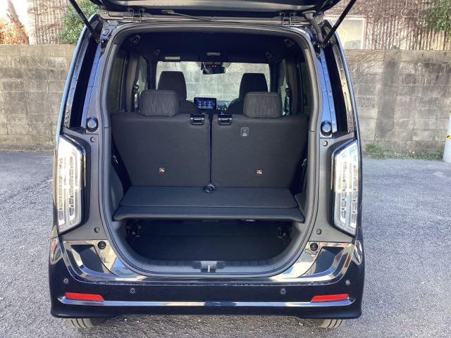 ����ȃe�[���Q�[�g�ł��B���L�A�Ⴂ���ʂő傫�ȉו��̏o�����ꂪ�ȒP�ɂȂ�܂��B	�R���p�N�g�{�f�B�[�Ȃ̂ɁA�׎��͂���ȂɍL�X�I��������ו����ς߂܂���B