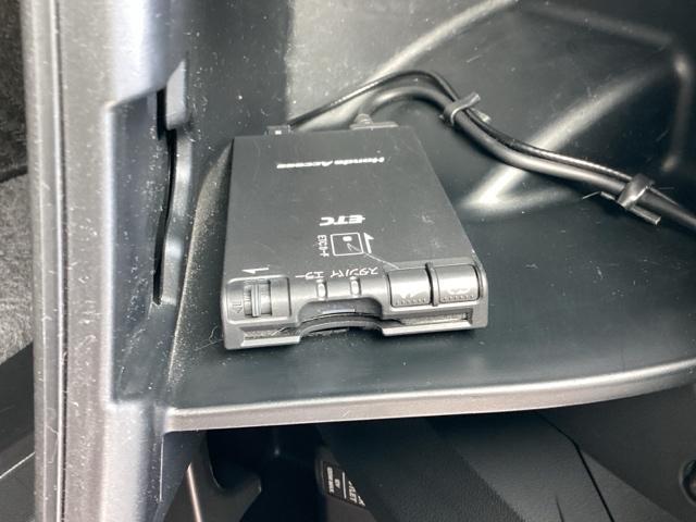 �d�s�b���g�p�\�ȓ��H�ʍs���̓L���b�V�����X�ŃX�}�[�g�ɑ��s�ł��܂��B�ăZ�b�g�A�b�v���Ĕ[�Ԓv���܂��B�d�s�b�Z�b�g�A�b�v��p�͊܂܂�Ă���܂���B�ʓr�K�v�ƂȂ�܂��B