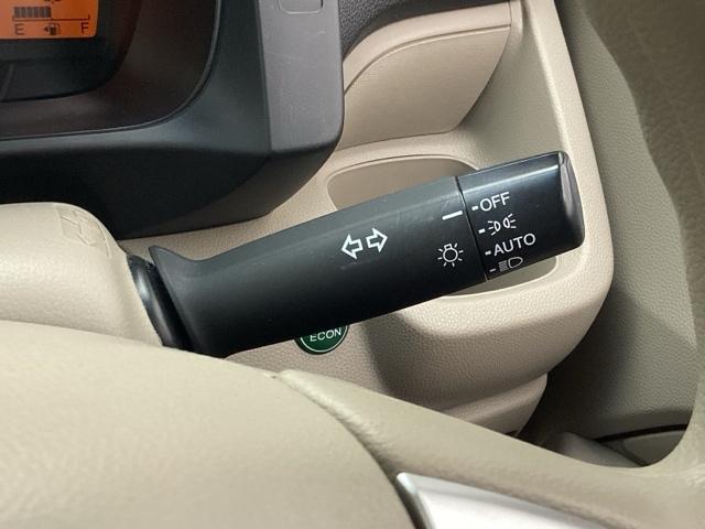 �y�I�[�g���C�g�i�`�t�s�n�j�z�O�̖��邳���V�X�e�������m���āA�����Ńw�b�h���C�g���_�����܂��I�w�b�h���C�g�����Y���h���֗��@�\�ł�