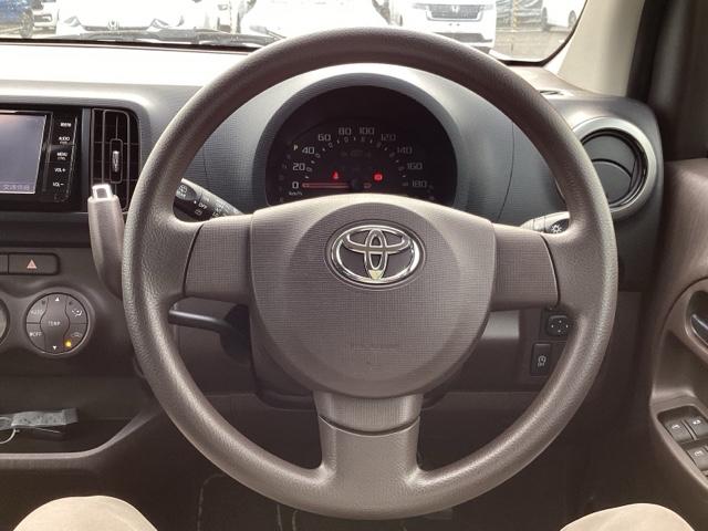 ��ɂȂ��ފ��o�̃X�e�A�����O�ł��B�����S�n�A�f�U�C�����A���쐫�ɂ���������A�C�e���ł��B