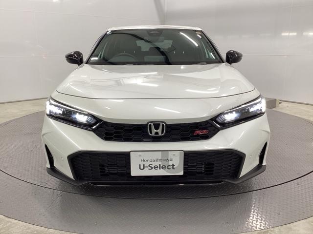 �k�d�c�w�b�h���C�g�𑕔����Ă��܂��B�k�d�c�w�b�h���C�g�͂ƂĂ����邭�A�J�̓����ԑ��s�����S�E���S�ł��B�I�[�g���C�g�R���g���[���t���Ŏ��̖͂��邳�ɉ����Ď����œ_���E�������܂�