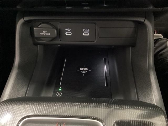 ���C�����X�[�d����Ă܂��I�X�}�[�g�t�H����u�������ŏ[�d�\�B�P�[�u�����Ȃ��ς킵��������܂���B