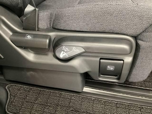 �Q��ڃV�[�g���o�[