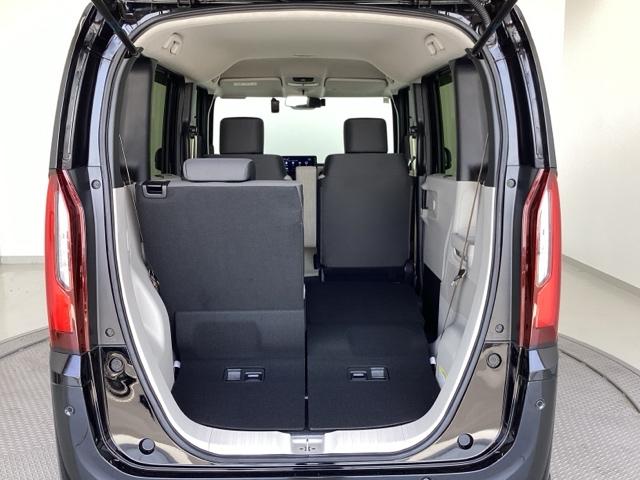 ベースグレード　試乗車／ＥＴＣ／純正ナビ／バックモニター／ホンダセンシング　Ｂｌｕｅｔｏｏｔｈ音楽　オートブレーキ　車線維持支援システム　パーキングセンサー　アダクティブクルーズコントロール　ＵＳＢ入力　Ｗエアバッグ（画像8）