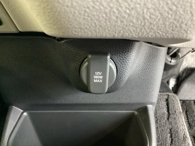 ベースグレード　試乗車／ＥＴＣ／純正ナビ／バックモニター／ホンダセンシング　Ｂｌｕｅｔｏｏｔｈ音楽　オートブレーキ　車線維持支援システム　パーキングセンサー　アダクティブクルーズコントロール　ＵＳＢ入力　Ｗエアバッグ（画像29）
