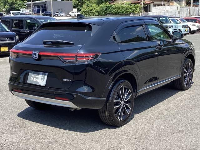 ｅ：ＨＥＶＺ　試乗車　メモリーナビ　ＥＴＣ　リアカメラ　シートヒーター　クリアランスソナ－　パワートランク　ＬＫＡＳ　追従　地上デジタル　ＢＴオーディオ　サイドカーテンエアバック　ＵＳＢ　両席エアバック　エアバッグ（画像7）