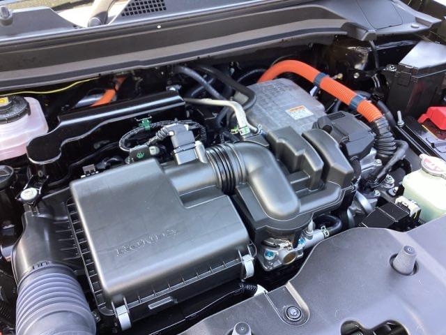 ｅ：ＨＥＶＺ　試乗車　メモリーナビ　ＥＴＣ　リアカメラ　シートヒーター　クリアランスソナ－　パワートランク　ＬＫＡＳ　追従　地上デジタル　ＢＴオーディオ　サイドカーテンエアバック　ＵＳＢ　両席エアバック　エアバッグ（画像20）