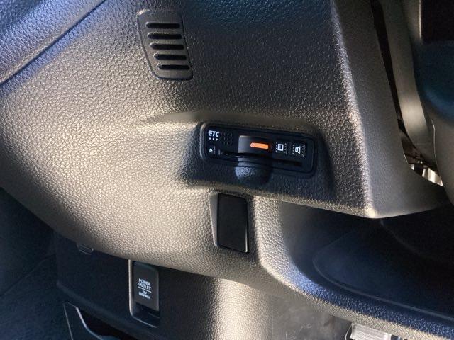 Ｇ・Ｌターボホンダセンシング　メモリーナビ　ＥＴＣ　リアカメラ　シートヒーター　リヤビューカメラ　左右電動スライド　ｉストップ　ＤＶＤ再生機能　スマートキーシステム　パワーウィンドウ　Ｂｌｕｅｔｏｏｔｈ　アダプティブクルコン　ＰＳ（画像16）