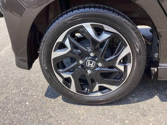 Ｇ・Ｌターボホンダセンシング　メモリーナビ　ＥＴＣ　リアカメラ　シートヒーター　リヤビューカメラ　左右電動スライド　ｉストップ　ＤＶＤ再生機能　スマートキーシステム　パワーウィンドウ　Ｂｌｕｅｔｏｏｔｈ　アダプティブクルコン　ＰＳ（画像23）