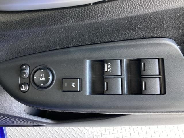 Ｌパッケージ　ＥＴＣ／純正ナビ／バックモニター　ＵＳＢ接続　運転席エアバッグ　電動格納式ミラー　インテリキー　リアカメラ　Ｂｌｕｅｔｏｏｔｈ　オートクルーズ　サイドエアバッグ　ＥＴＣ付き　ナビＴＶ　助手席エアバッグ（画像21）