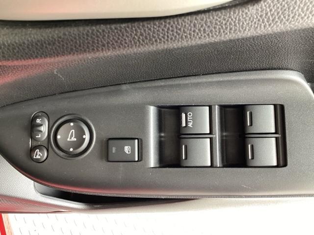 １３Ｇ・Ｓホンダセンシング　ＥＴＣ／純正ナビ／バックモニター／ホンダセンシング　ＡＡＣ　記録簿　クルコン　ブルートゥース　Ｗエアバッグ　ドライブレコーダー装着車　スマ－トキ－　サイドエアバック　フルセグＴＶ　ＬＥＤヘッド　ＤＶＤ（画像22）
