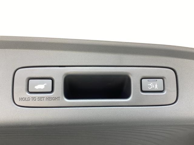 ｅ：ＨＥＶＺ　ＥＴＣ／純正ナビ／バックモニター／ホンダセンシング／全周囲カメラ　サイドカメラ　フロントカメラ　黒革シート　レーンキープ　Ｐセンサー　Ｐシート　フルセグテレビ　整備記録簿　ＵＳＢ　オートエアコン（画像9）