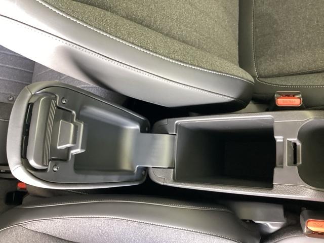 ｅ：ＨＥＶホーム　ＥＴＣ／純正ナビ／バックモニター／ホンダセンシング　電動格納ドアミラー　地デジ　レーダークルーズコントロール　車線維持支援システム　パーキングセンサー　Ｂｌｕｅｔｏｏｔｈオーディオ　パワステ　ＡＡＣ（画像17）