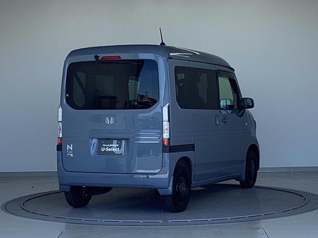 ｅ：ファン　試乗車／ＥＴＣ／純正ナビ／バックモニター／ホンダセンシング　ＬＥＤヘッド　サイドカーテンエアバック　地デジチューナー　電動格納ミラー　インテリキー　デモカーＵＰ　ＵＳＢ　エアコン　ＥＴＣ車載器　ＥＳＣ（画像5）