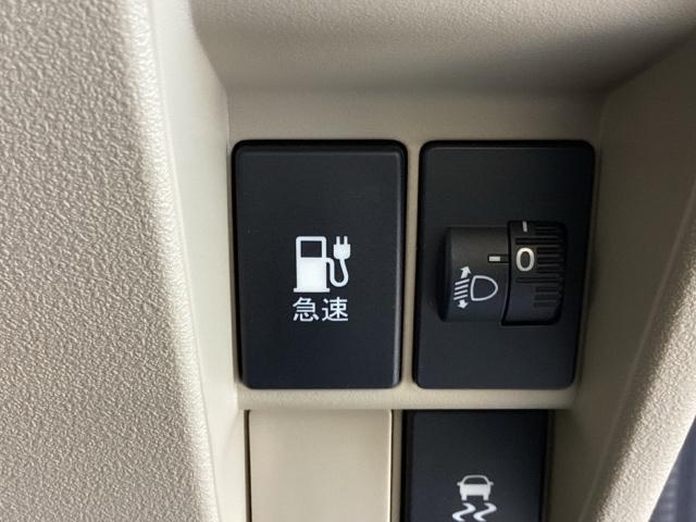 ｅ：ファン　試乗車／ＥＴＣ／純正ナビ／バックモニター／ホンダセンシング　ＬＥＤヘッド　サイドカーテンエアバック　地デジチューナー　電動格納ミラー　インテリキー　デモカーＵＰ　ＵＳＢ　エアコン　ＥＴＣ車載器　ＥＳＣ（画像31）