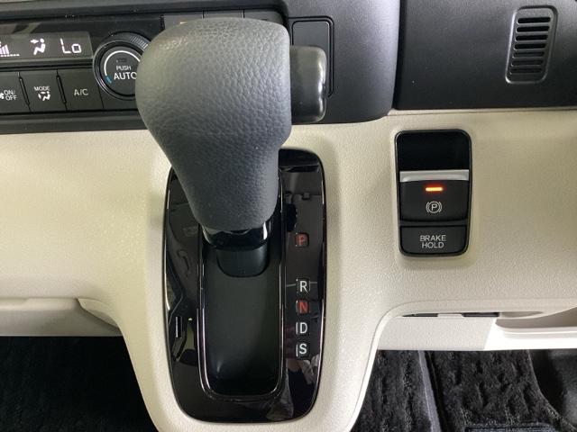 ベースグレード　ＥＴＣ／純正ナビ／バックモニター／ホンダセンシング　ｂｌｕｅｔｏｏｔｈ　左右電動スライドドア　レーダーブレーキ　ベンチシ－ト　レーダークルーズコントロール　セキュリティアラーム　キーレスエントリー（画像12）