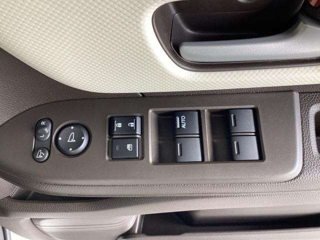 Ｌ　純正ナビ／バックモニター／ホンダセンシング　Ｓヒータ　ＥＣＯＮ　コーナーソナー　プッシュスタートスマートキー　ＡＵＸ　Ｂｌｕｅｔｏｏｔｈ対応　電動格納ドアミラー　デュアルエアバッグ　Ｂカメラ　Ａライト（画像23）