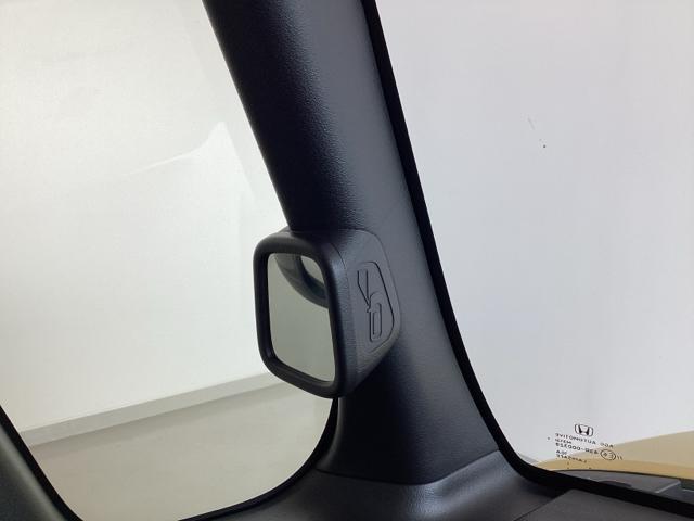 ベースグレード　試乗車／ＥＴＣ／純正ナビ／バックモニター／ホンダセンシング　ｂｌｕｅｔｏｏｔｈ　レーダーブレーキ　ベンチシ－ト　レーダークルーズコントロール　セキュリティアラーム　キーレスエントリー　フルセグテレビ（画像28）