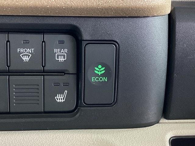 ベースグレード　試乗車／ＥＴＣ／純正ナビ／バックモニター／ホンダセンシング　ｂｌｕｅｔｏｏｔｈ　レーダーブレーキ　ベンチシ－ト　レーダークルーズコントロール　セキュリティアラーム　キーレスエントリー　フルセグテレビ（画像30）