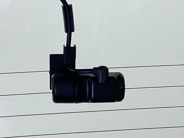 ファッションスタイル　試乗車／２トーンカラー／ファッションスタイル／ＥＴＣ／純正ナビ／バックモニター／ホンダセンシング　車線逸脱　追従走行　電格ミラー　ブレーキサポート　地デジ対応　ＢＴオーディオ　ワンオ－ナ－　Ｄレコ（画像14）